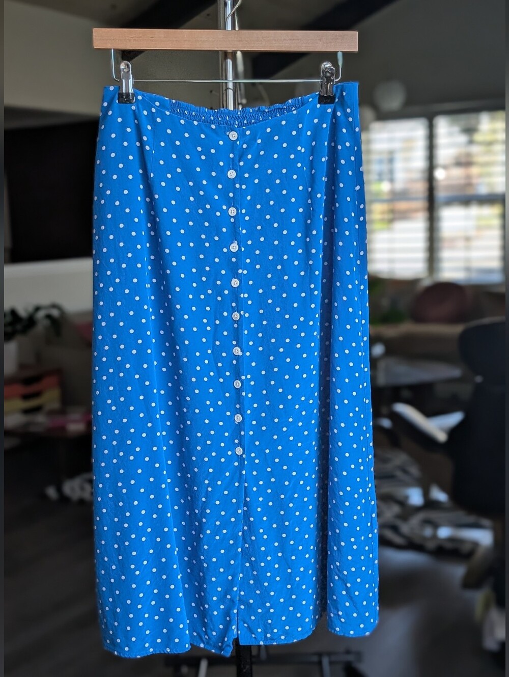 Amour Vert 100% Silk Capri Blue Polka Dot Button Front Midi Skirt Sz Medium